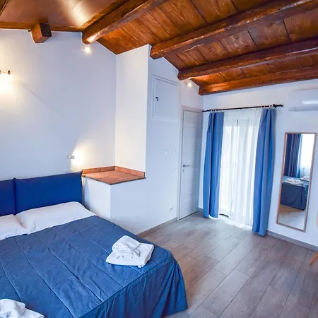 Holiday home Ruggero *
